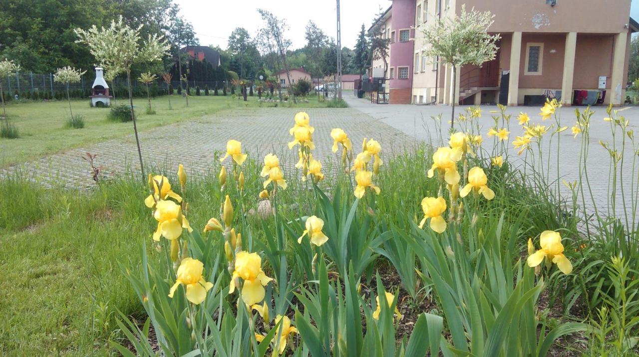 Zajazd Pulaskiego Konstancin-Jeziorna Exterior foto